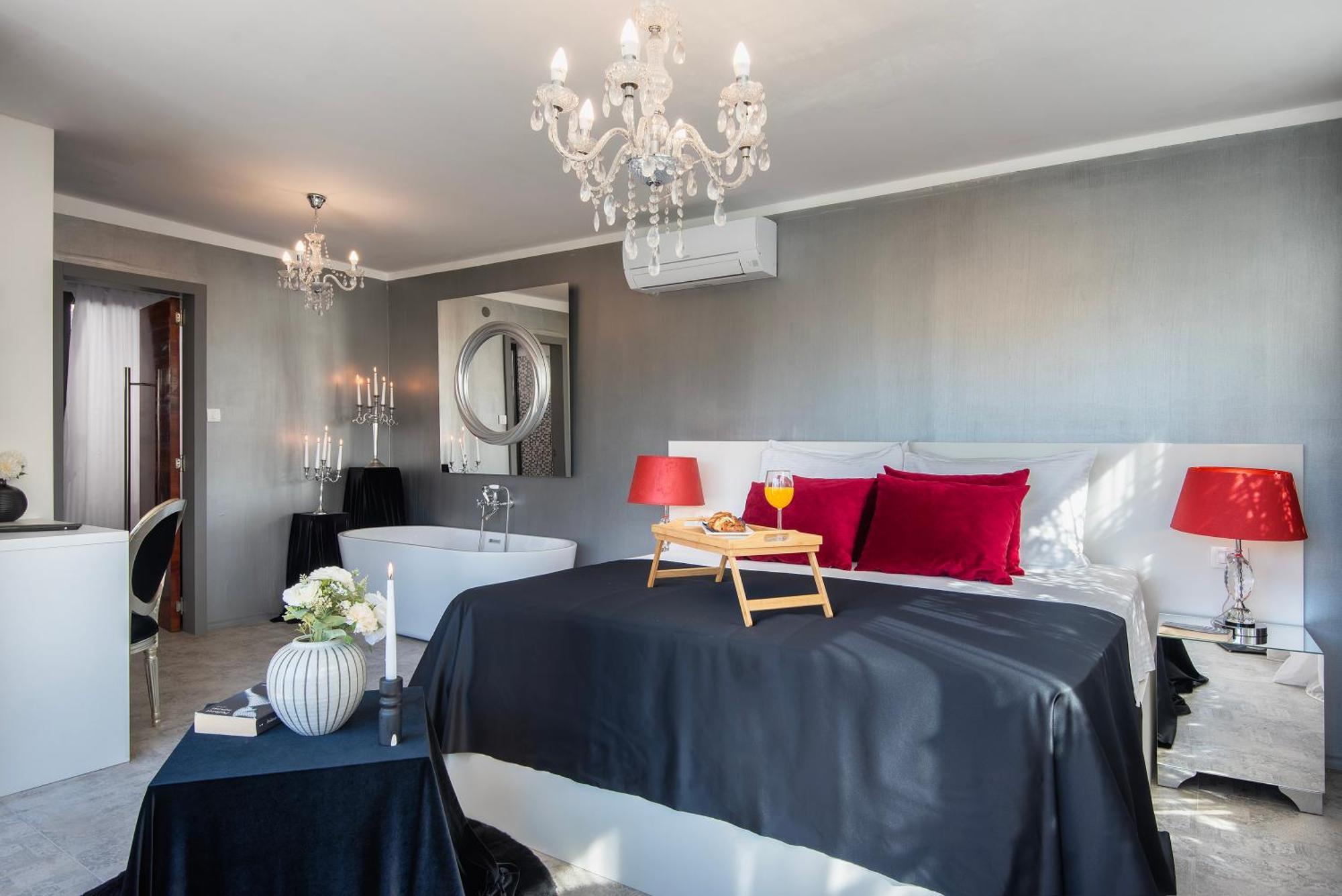 Boutique Hotel Chevalier By Bura Hotels - Adults Only เมดูลิน ภายนอก รูปภาพ