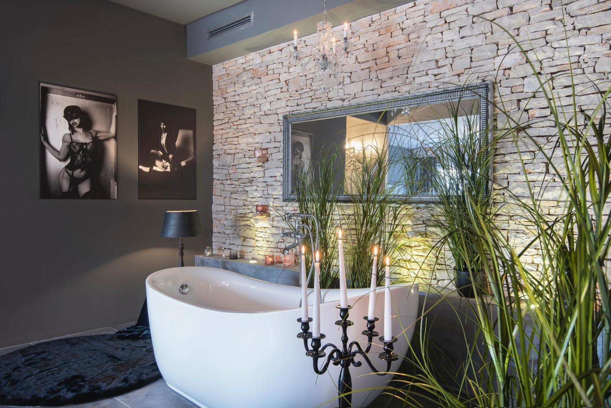 Boutique Hotel Chevalier By Bura Hotels - Adults Only เมดูลิน ภายนอก รูปภาพ