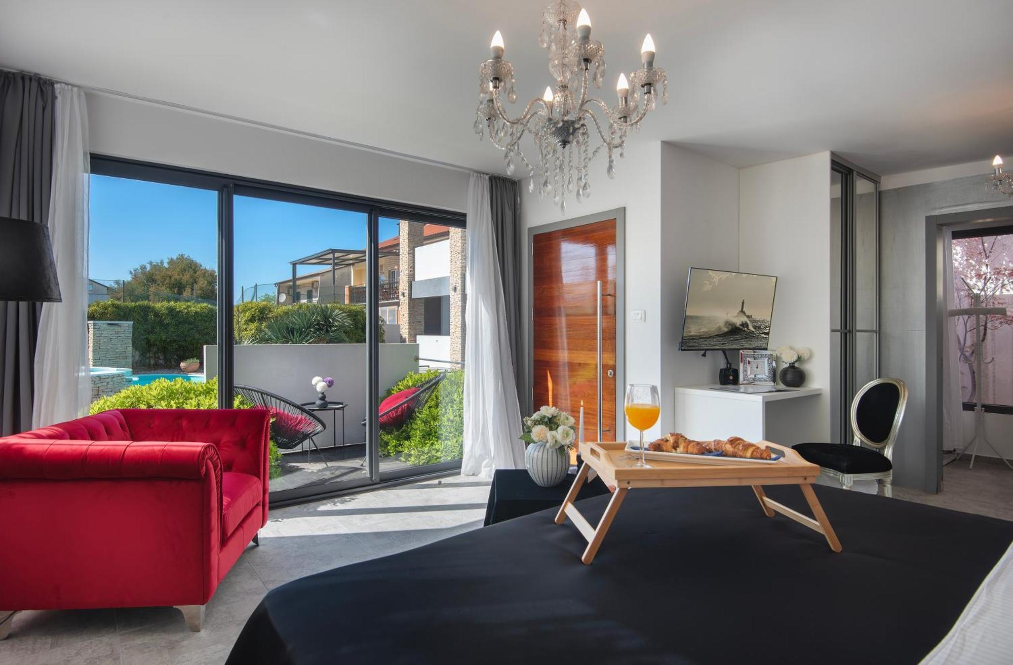 Boutique Hotel Chevalier By Bura Hotels - Adults Only เมดูลิน ภายนอก รูปภาพ