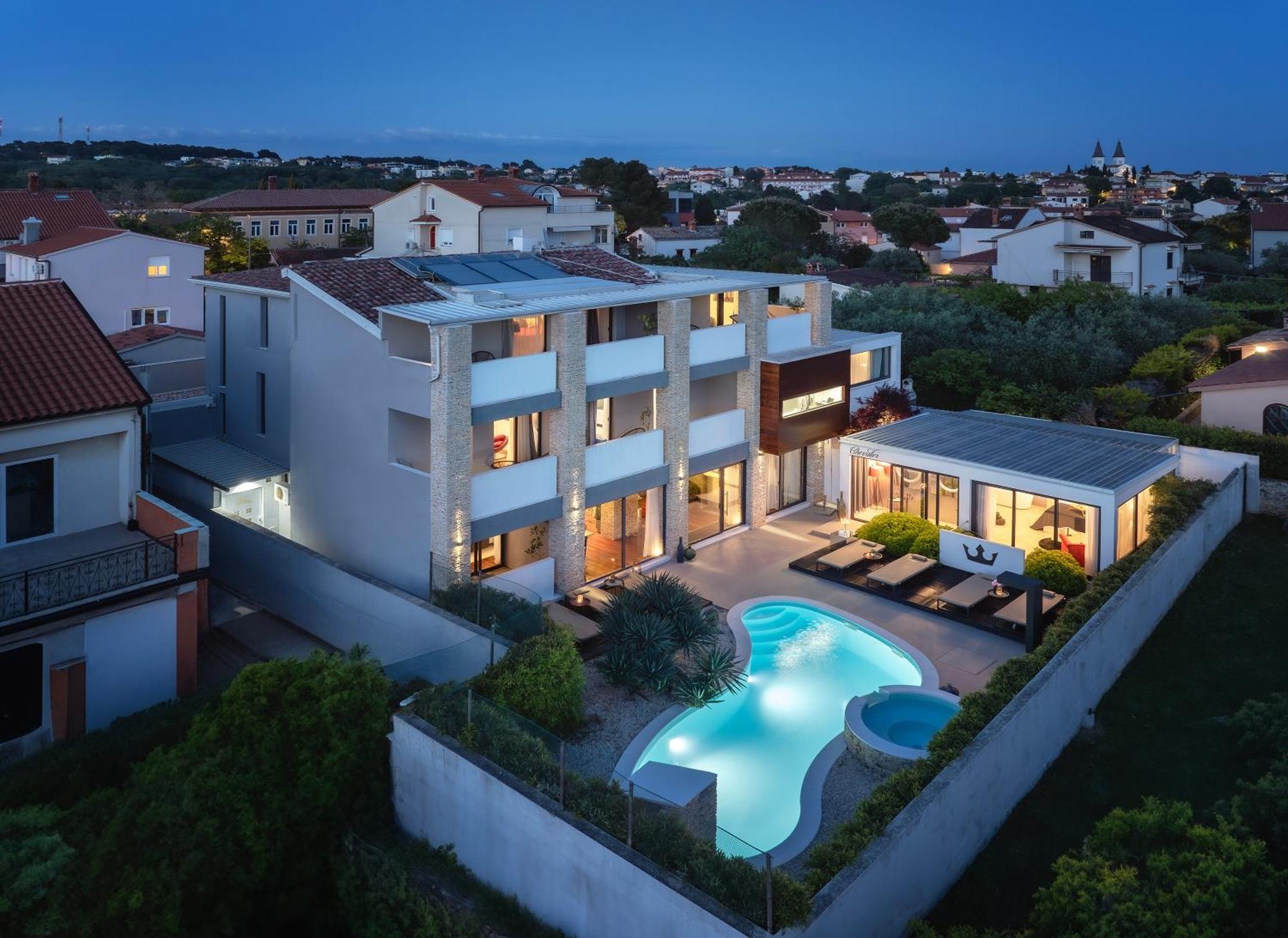 Boutique Hotel Chevalier By Bura Hotels - Adults Only เมดูลิน ภายนอก รูปภาพ