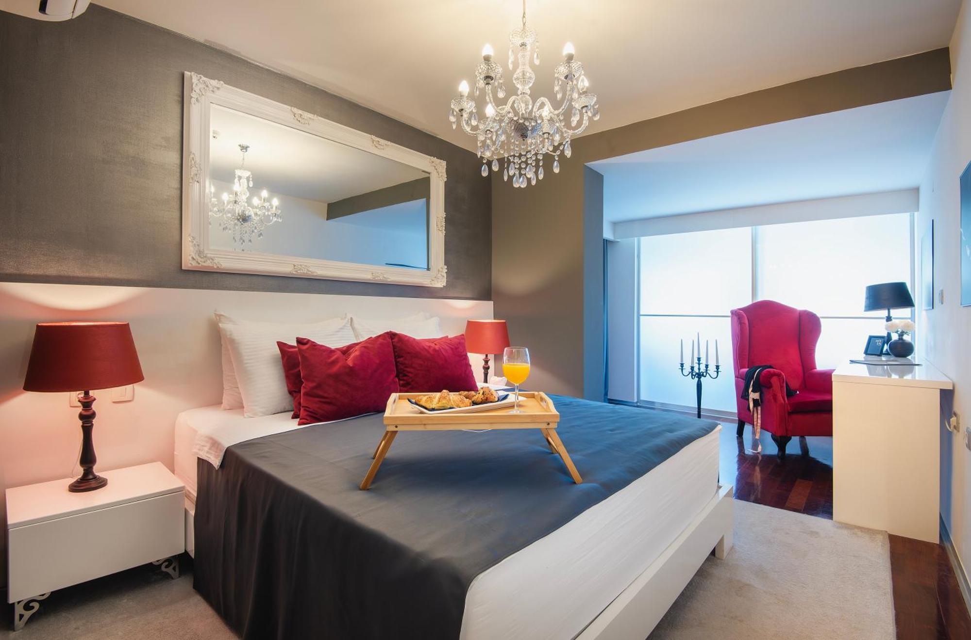 Boutique Hotel Chevalier By Bura Hotels - Adults Only เมดูลิน ภายนอก รูปภาพ