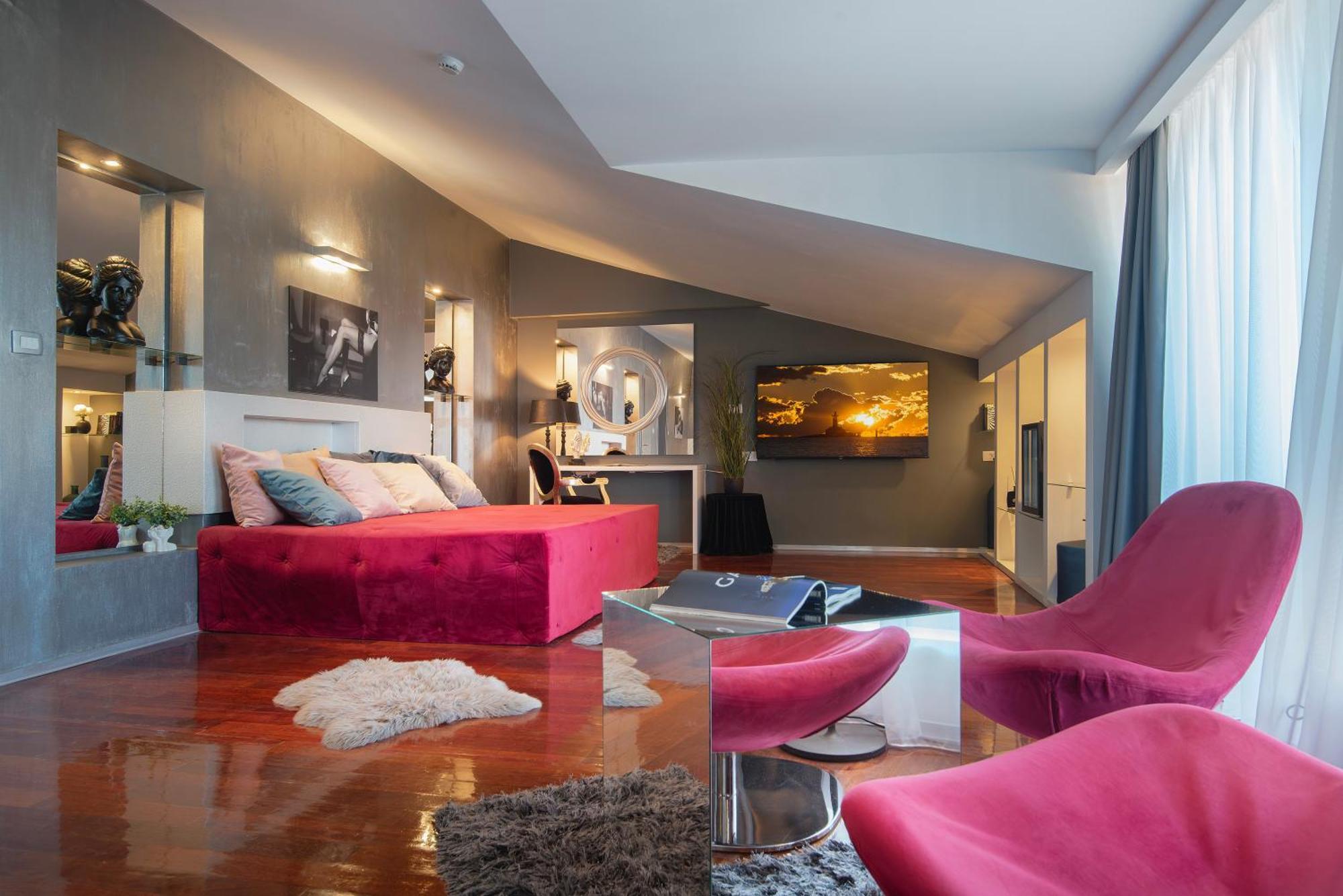 Boutique Hotel Chevalier By Bura Hotels - Adults Only เมดูลิน ภายนอก รูปภาพ