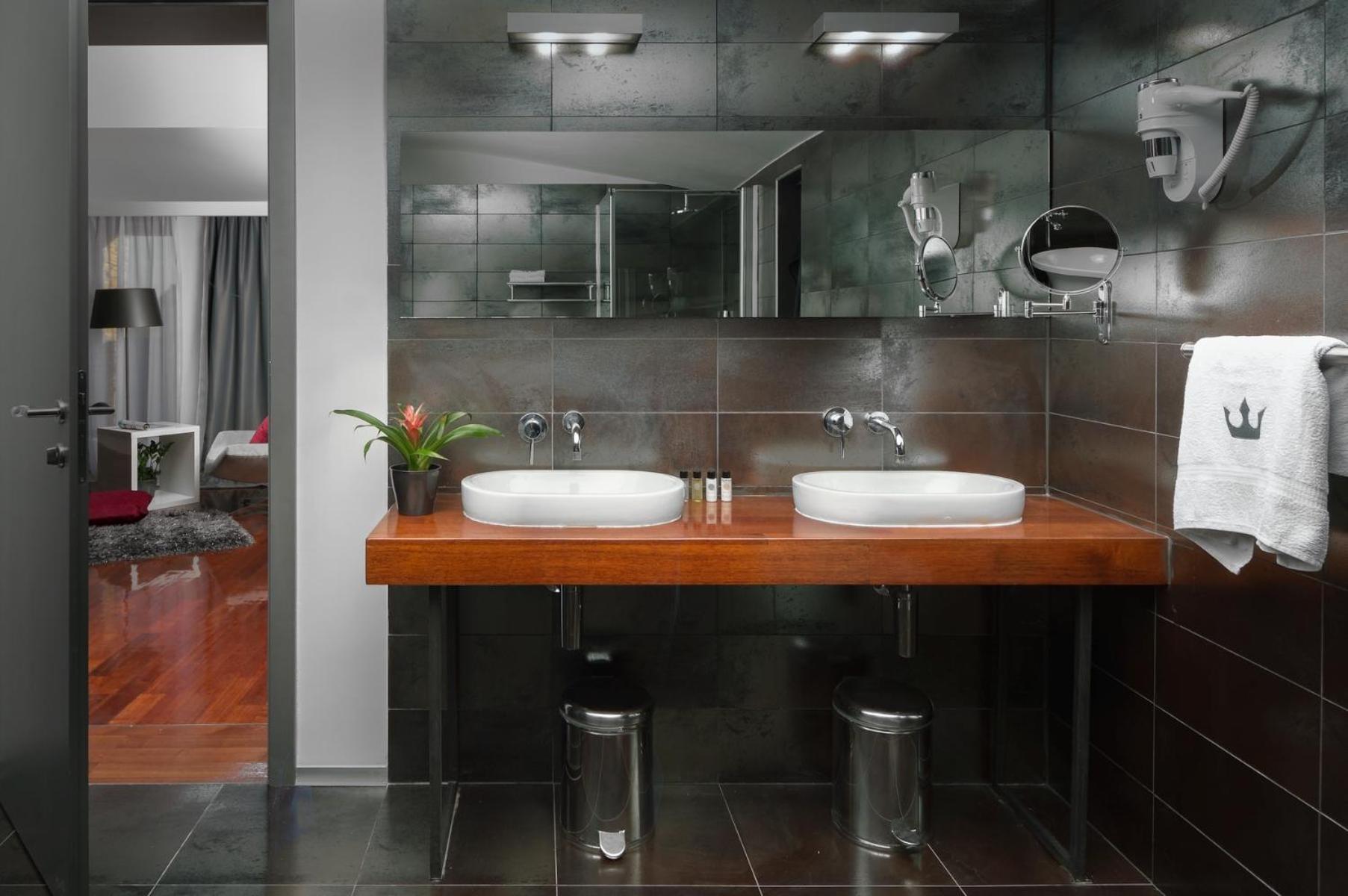 Boutique Hotel Chevalier By Bura Hotels - Adults Only เมดูลิน ภายนอก รูปภาพ